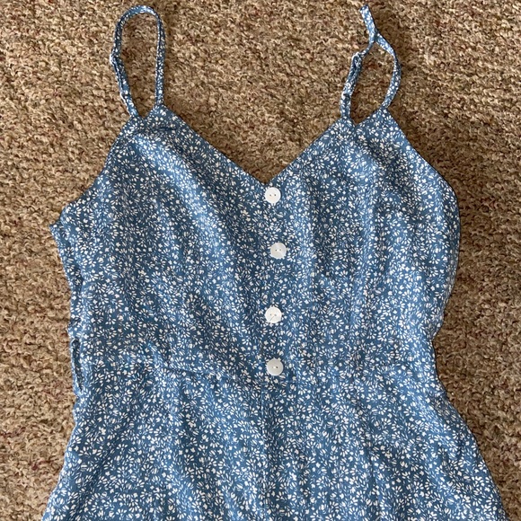 Jumpsuit - Picture 2 of 4